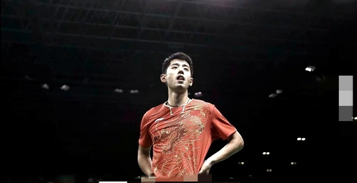 12年伦敦奥运会，王皓站在对面，手里的球都快被他捏出汗了。他不敢发。因为他知