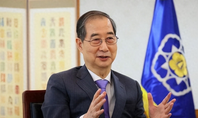 韩德洙要求韩国执政党需在11日前得出单一化结论！金文洙强烈反对