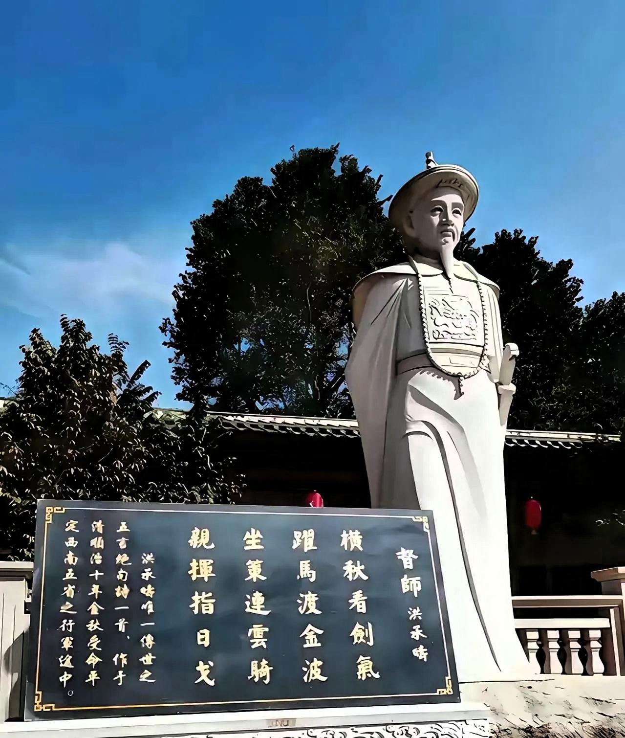 曾经我很不解，为什么一众公知对西方点头哈腰、极尽谄媚，哪怕屡屡被现实打脸，也始终