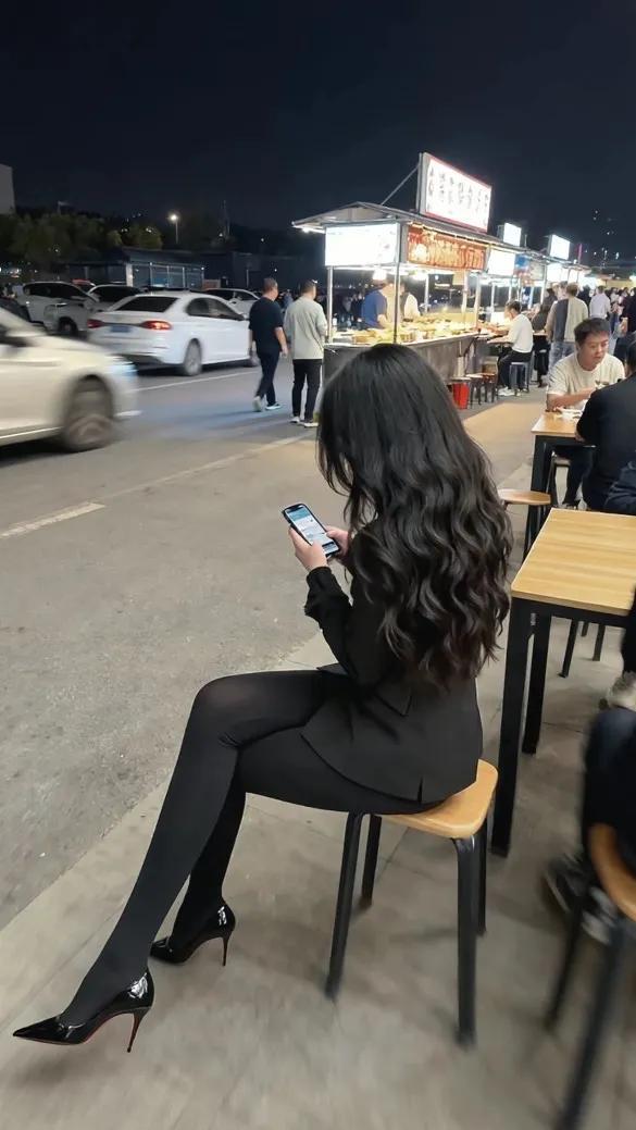 厚黑也不一定要平底啊，高跟一样可以审美[比心]