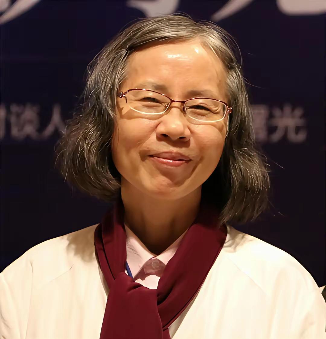 王铎：中国作家残雪，又一次痛失诺奖。不过，请不要担心，明年还可以继续领跑诺奖。