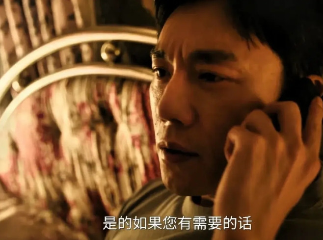 《扫毒风暴》真是越看越生气，林强峰都摸到卢少桦的家里了，还能让他跑了。感觉林强