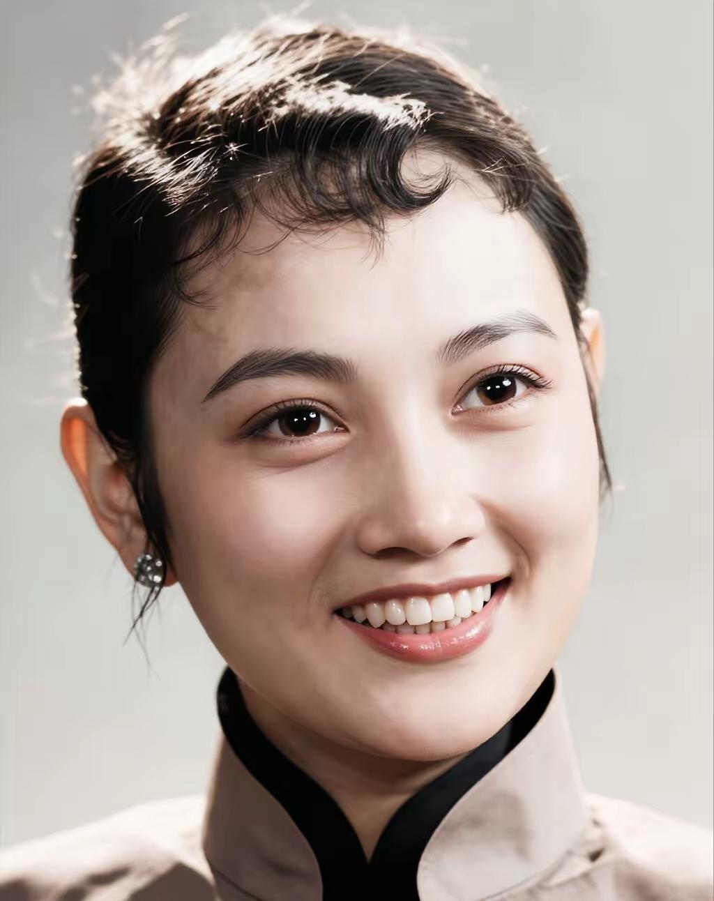王铎：王晓棠这一张，照得很自然。