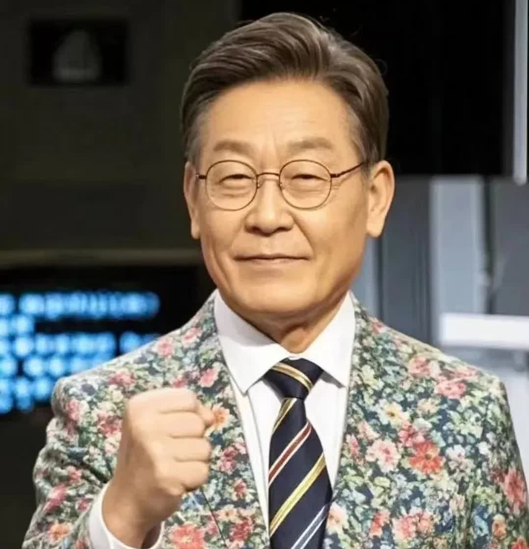 就在刚刚韩国政府宣布了！7月21日，正在研究改善与朝鲜的关系，包