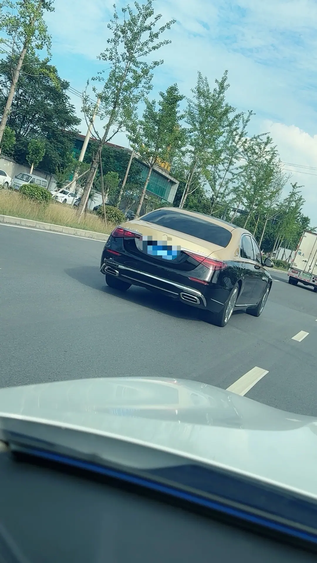 什么家庭才能开上迈巴赫