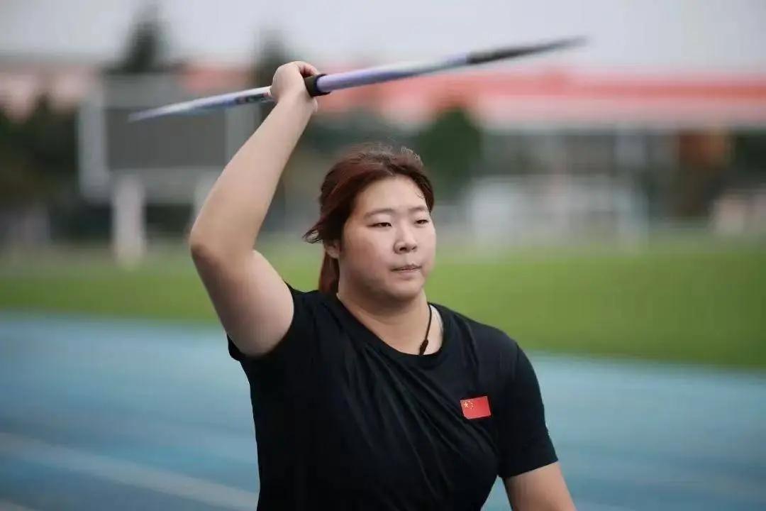 中国田径协会应该是无意让我们的17岁标枪天才少女严子怡，参加9月份举行的东京田径