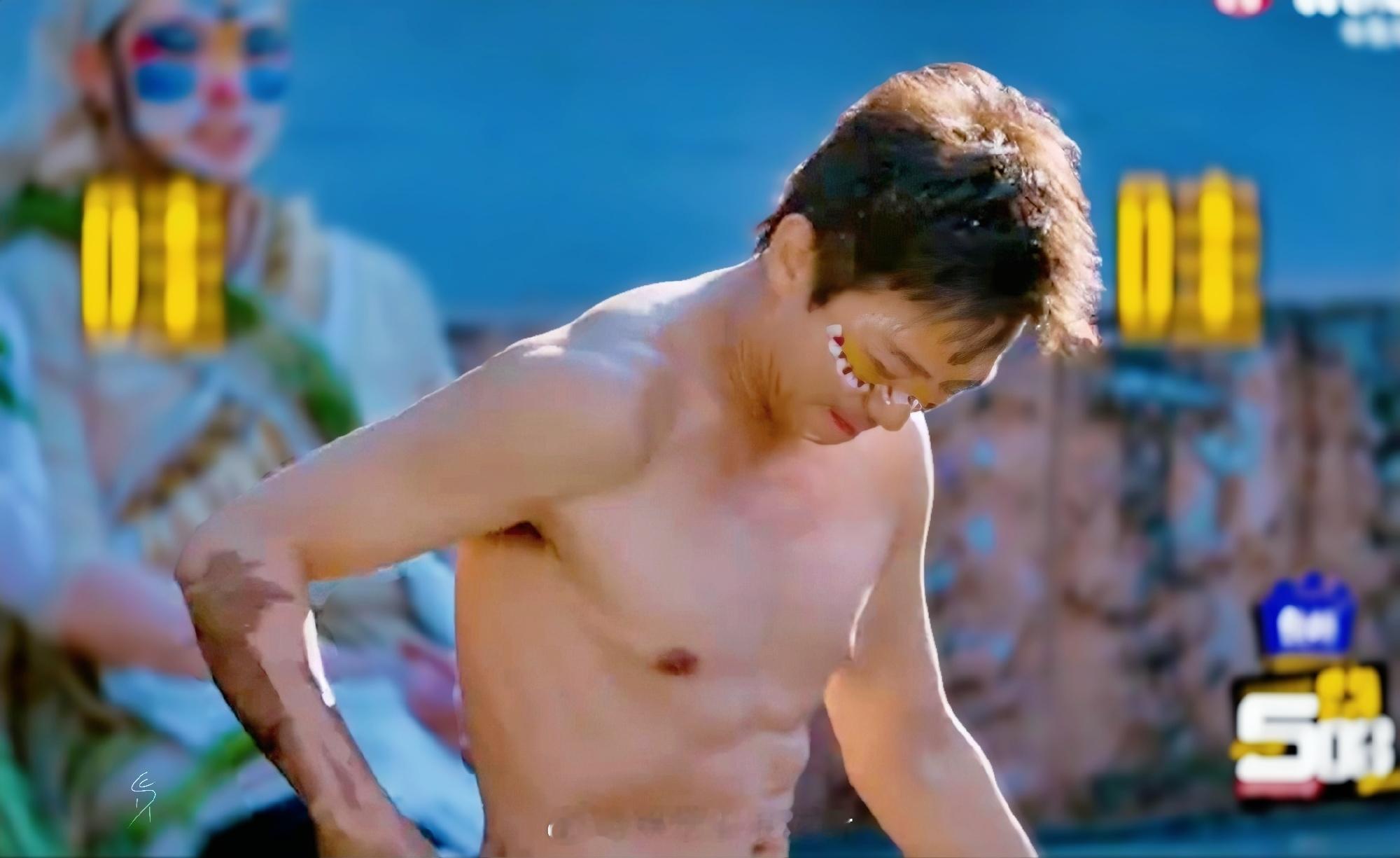 邓超让大家没看五哈就别看了哈哈哈哈已品超哥曼妙身材！！