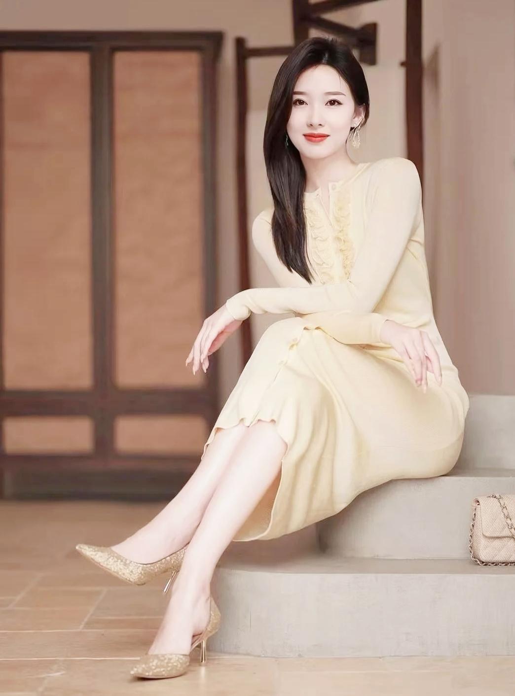 晒图笔记大赛家里户外皆秀场，可咸可甜人人爱。怎么穿出优雅迷人的气质舒适美丽穿搭