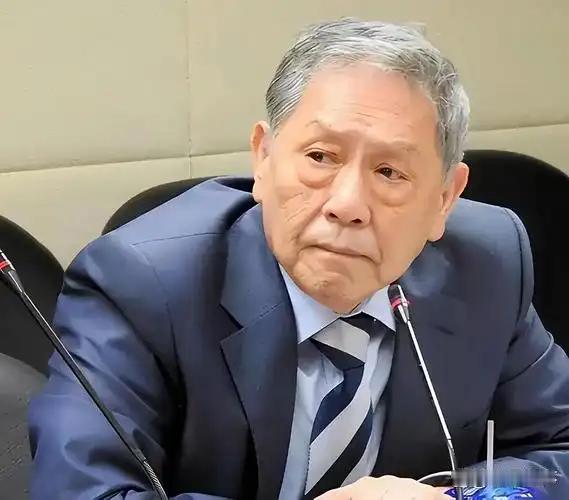*台湾退役中将帅化民近日在节目里抛出一个大胆预言：一旦中国大陆启动统一战争，菲律