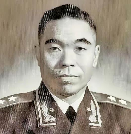 1948年，曾泽生长春起义，消息传到蒋介石耳中，他勃然大怒，立刻密令北平宪兵团：