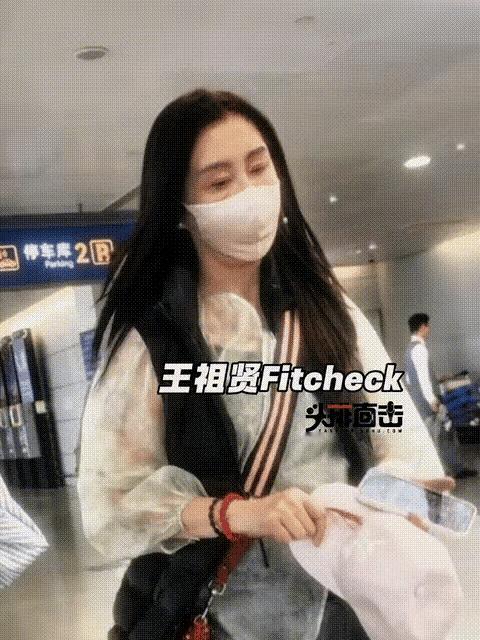 王祖贤一直很仙！王祖贤的仙是由内而外，一直仙气飘飘的，此仙无关年龄，无关风月，只