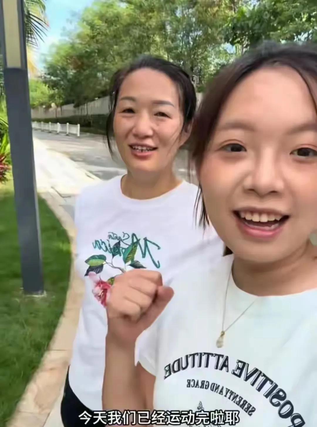现在全网最糟心的男就是谢爸了吧！不是因为要跟谢浩男相认也不是因为事业有什么问题
