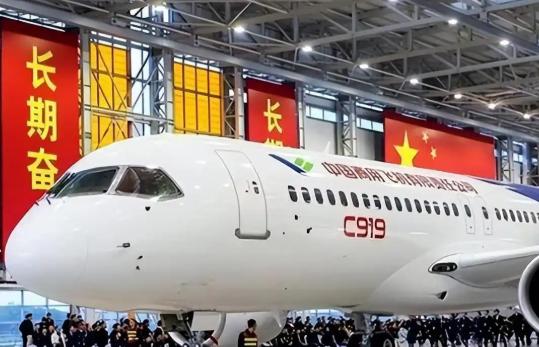 为啥绝大多数国家造不出C919？机身巨型锻压机全球就7台！号称BIG7俱乐部！门