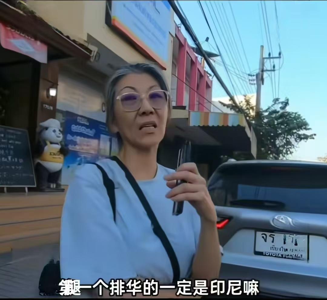 有马来西亚华人说：只有中国越强大，马来西亚就越怕，他就不至于那么嚣张。因为他们华