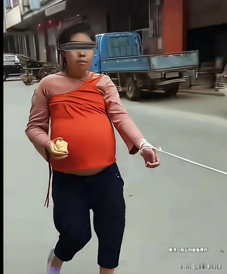 这一家人的日子可怎么过呢？妻子有精神病，已经有两个孩子了，现在又怀孕了，为了害怕