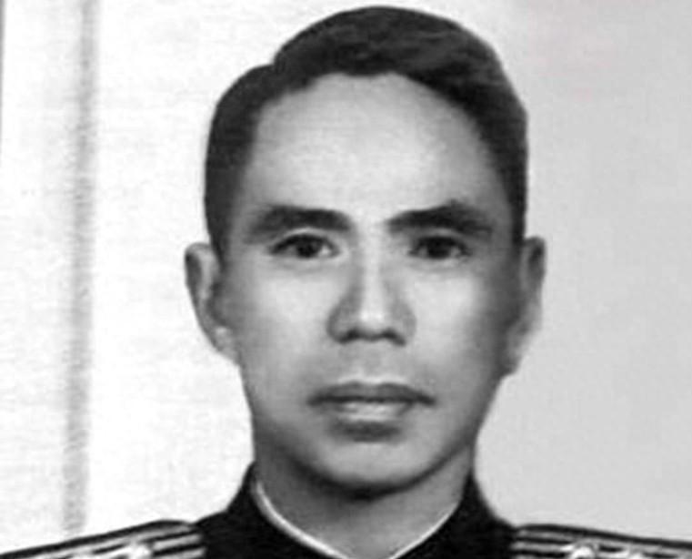 曾是臭名昭著特务的他，41岁逃亡台湾，晚年竟在街头大声称赞共产党，令人难以置信！