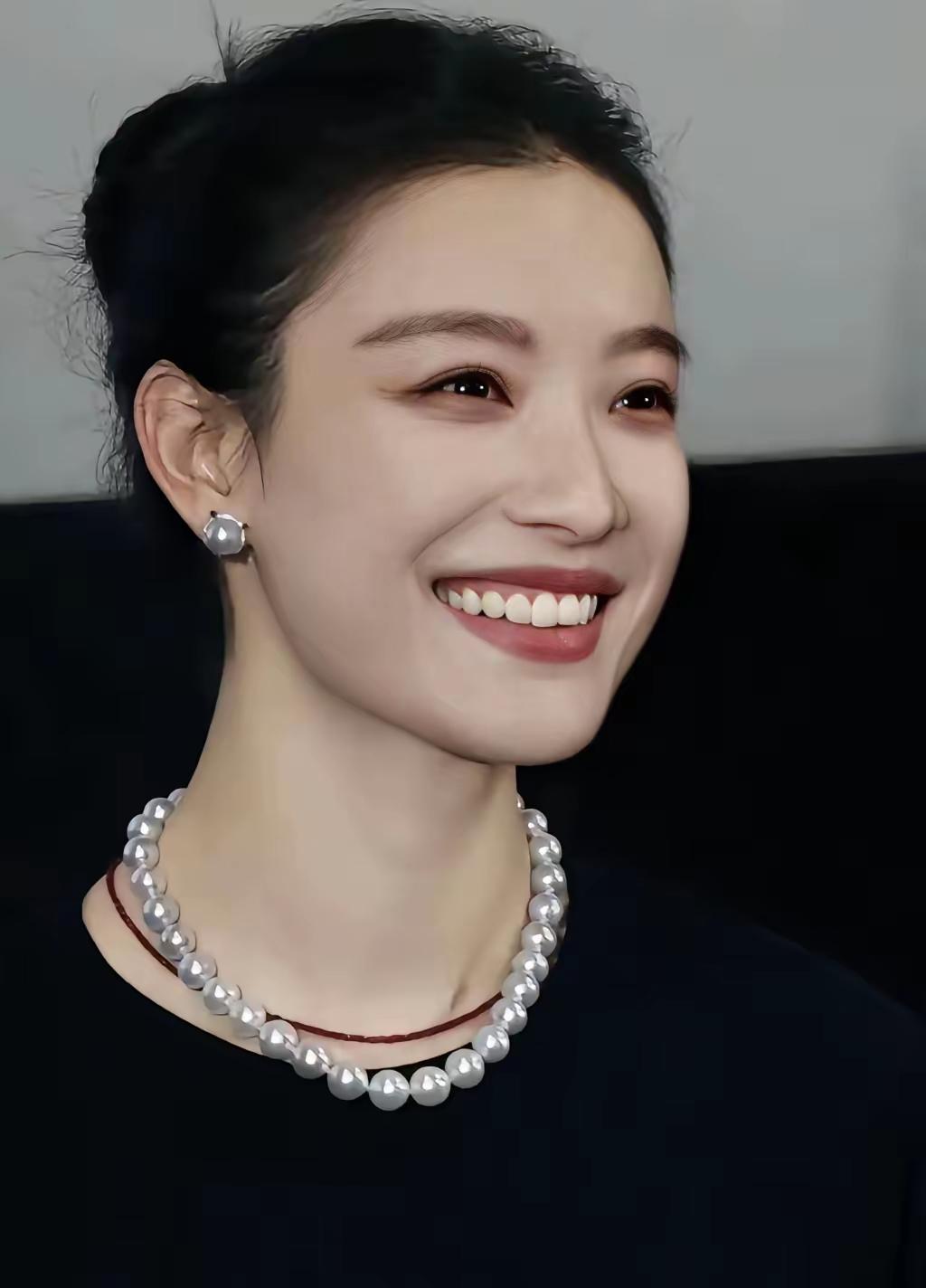 哪个女明星颜值惊艳到了你
