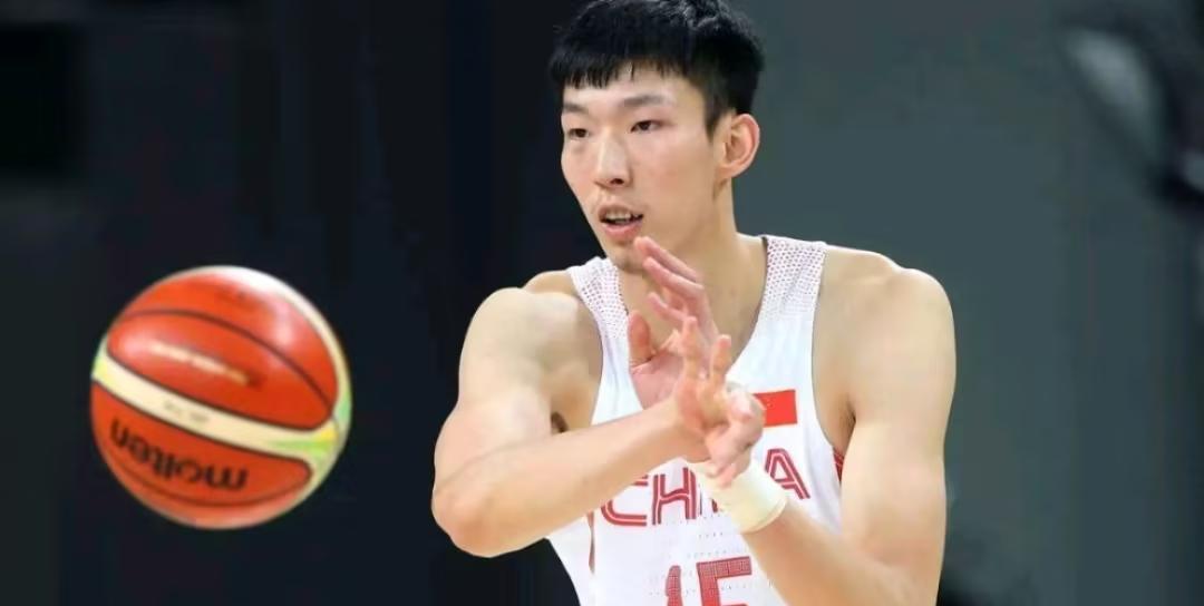 周琦的大杀四方，恰恰是中国篮球的悲哀！最近这个全运会成了周琦表演的舞台，得分上