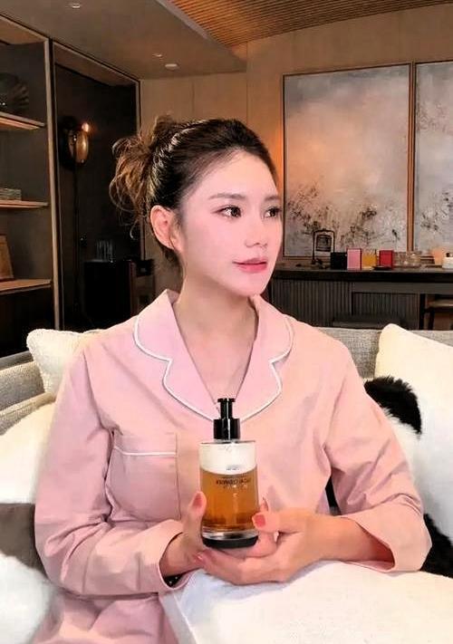 筱梅休战，麻六记怎么办，大家都在看筱梅要休息了，停播两个月了，为了生孩子，她自