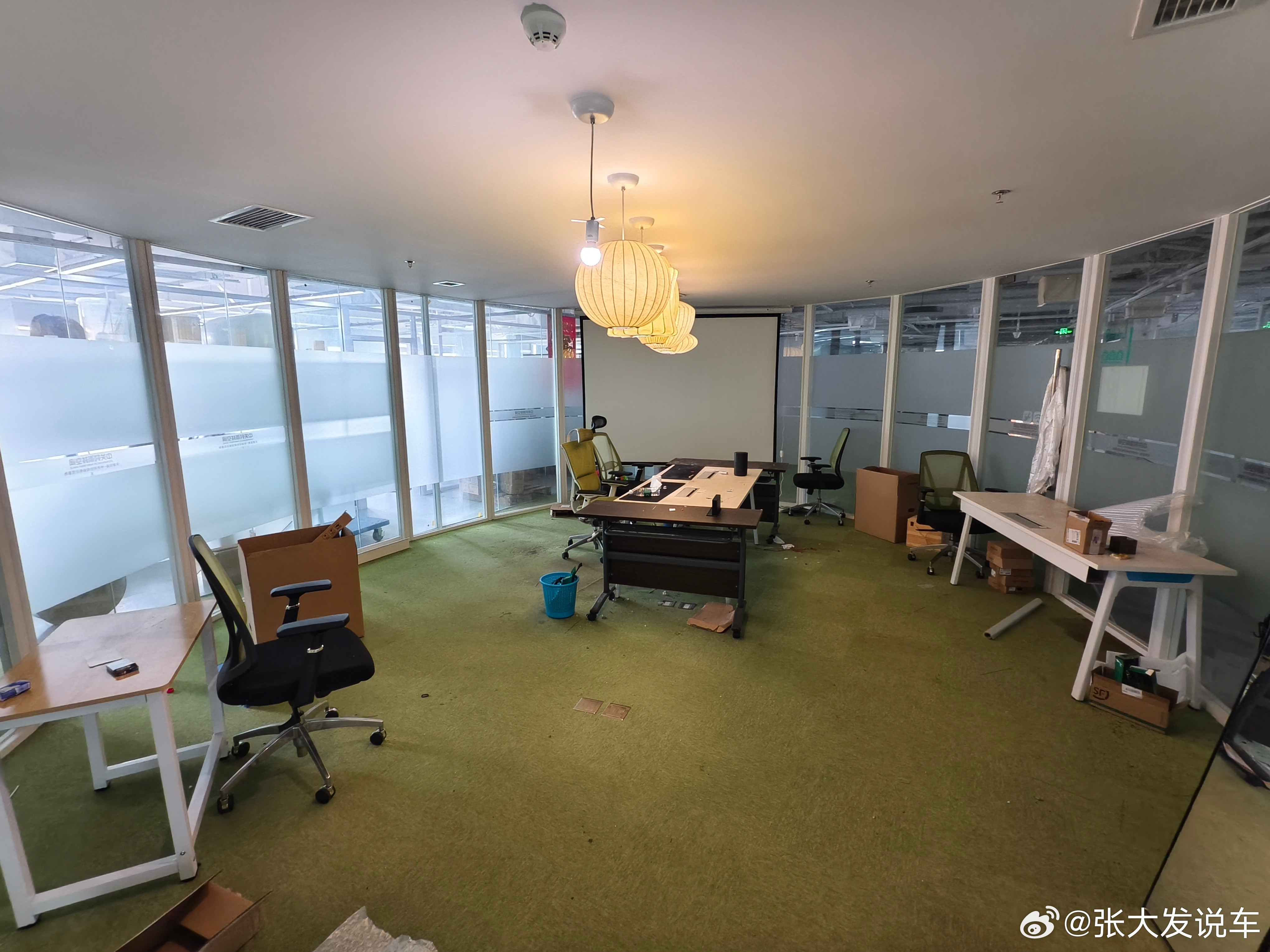 在这4年了突然​要搬走还真有点不舍​感谢中关村陪我走完创业初期[哭哭]​​​