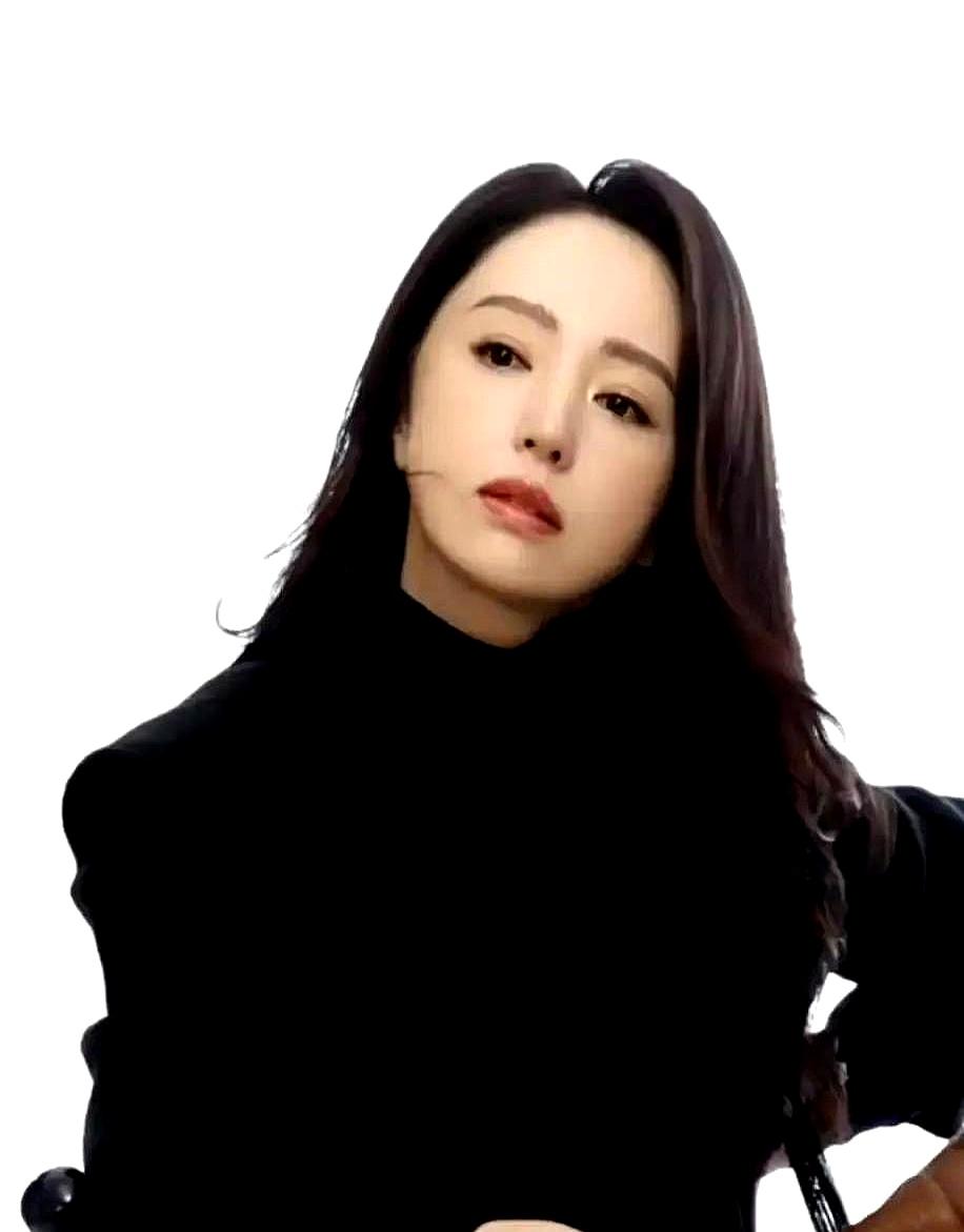 2019年离婚后董璇在节目被问给36岁男友生娃，笑着回应“快五十放过我”