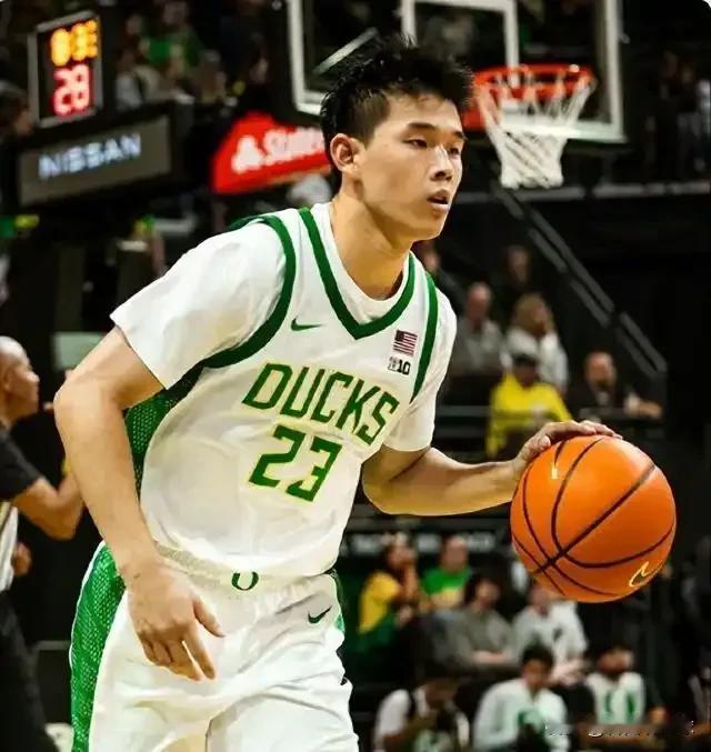 开胡啦！林葳命中NCAA首记三分结束远投11连铁尴尬北京时间11月25日，