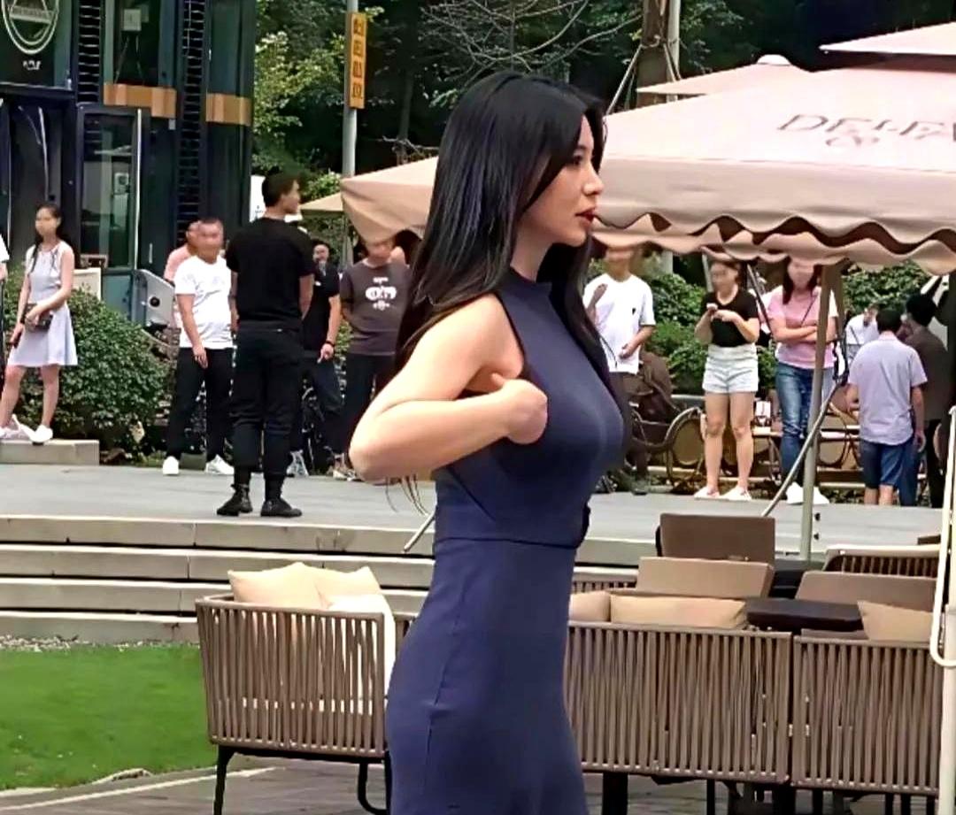 谁敢相信，当年那个靠“身材”两个字就能横扫娱乐圈的柳岩，现在竟然也开始显老了？