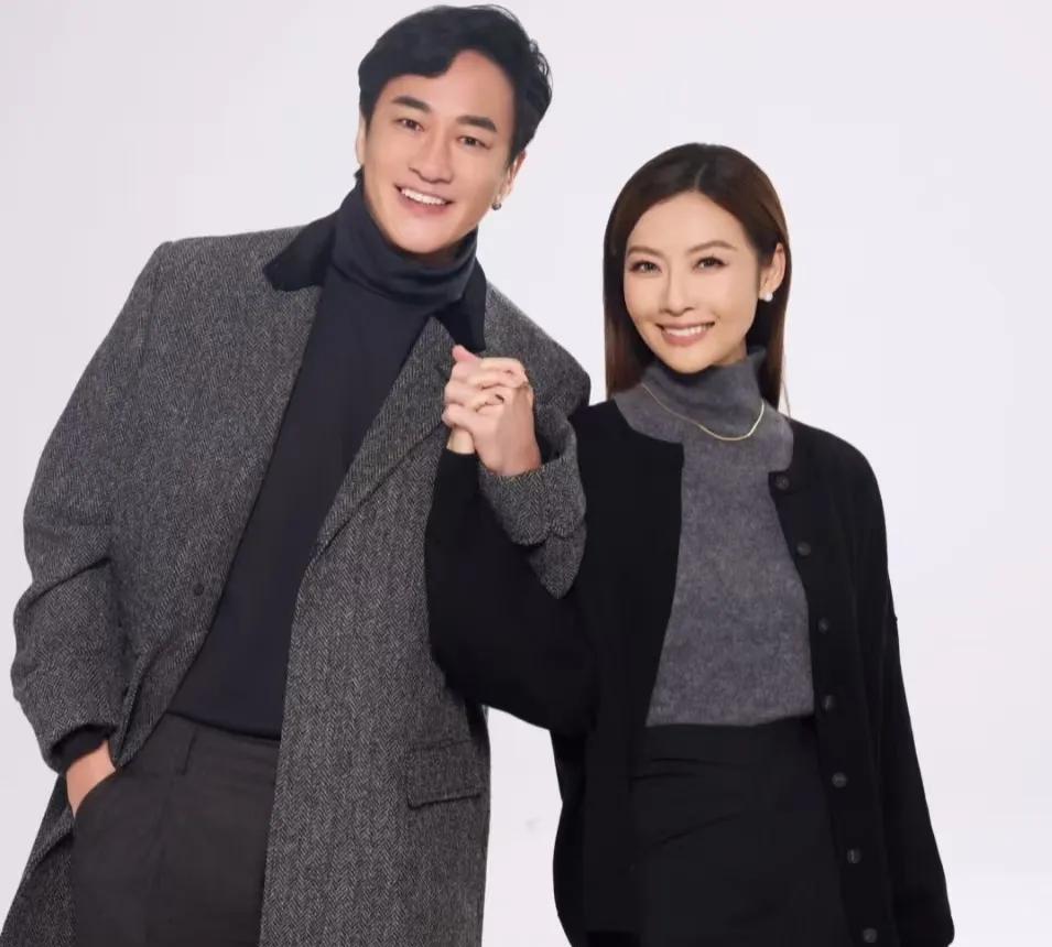 何润东在折腰里的表演，让看过小说的人都直呼不符合原著，我结合何润东以往的作品