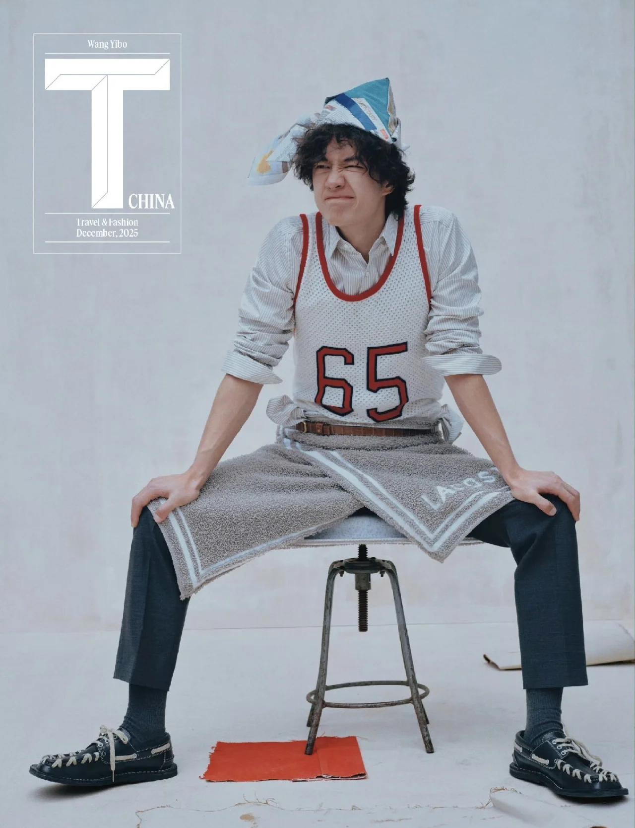 手指停在半空0.5秒，你可能就输掉一张演唱会门票。这不是买杂志。这是用199