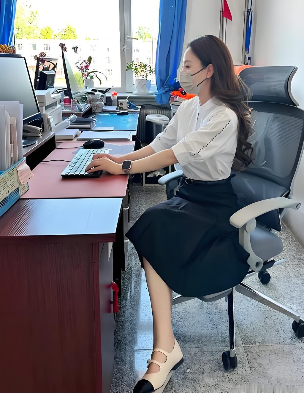 县城体制内的70后是当下幸福感最强的一代人，小时候没吃过什么苦，上学时升学压力不