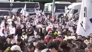 韩国反华情绪正在螺旋上涨！最近韩国反华口号刺耳响起！大选在即，在韩华人正陷入
