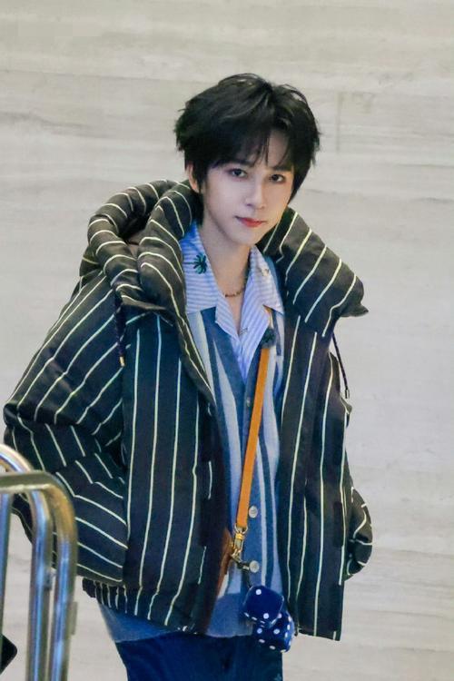 桃花坞直播大瓜！徐若晗封神“第一漏勺”，徐志胜光速救场笑疯全网家人们速来吃