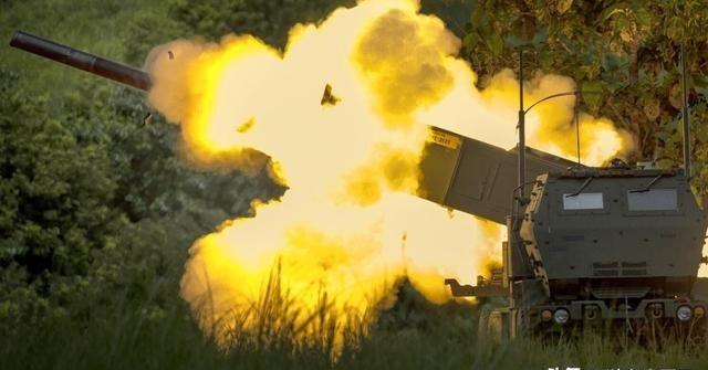 洛克希德·马丁公司的海马斯火箭炮，当前的年产量目标是96台，生产基地在阿肯色州的