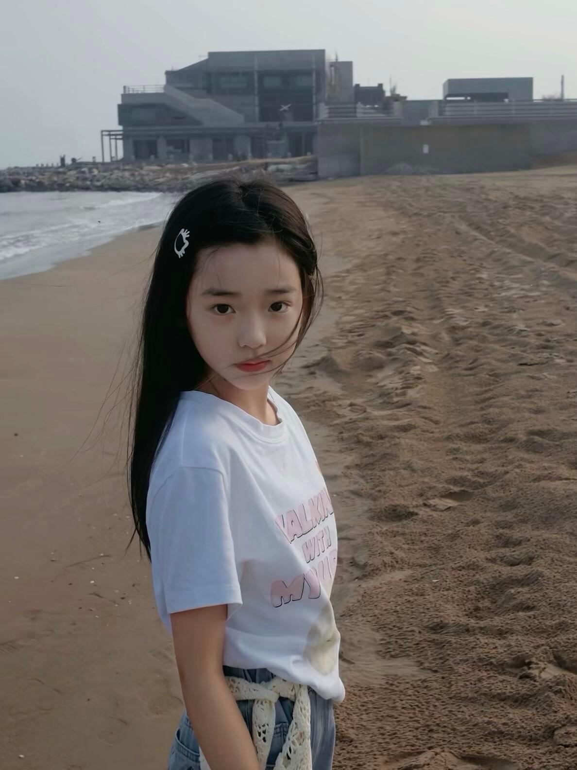 小酒窝真像韩剧女主的小时候​​​