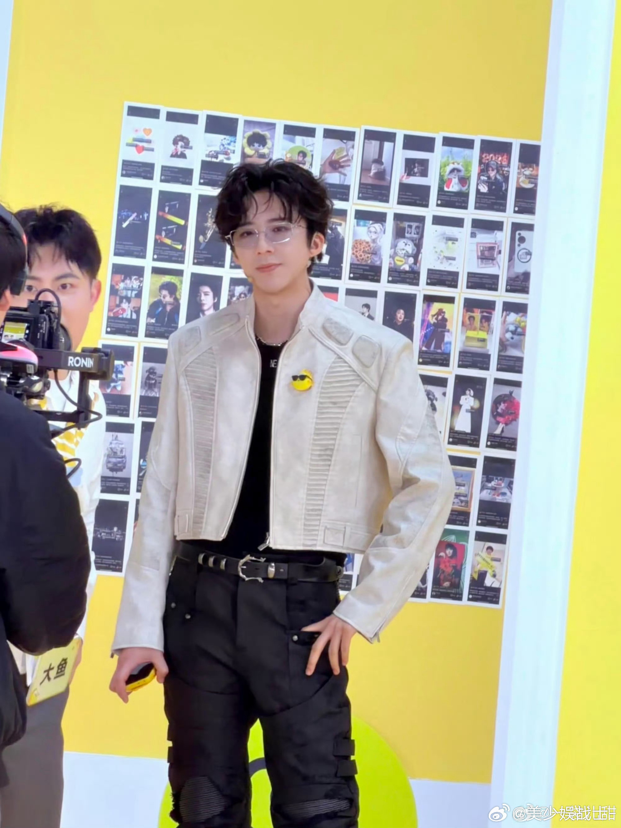 刘宇宁老师为什么裤子里还要穿裤子真的要被刘宇宁可爱到了，明明是又长又直的大长腿