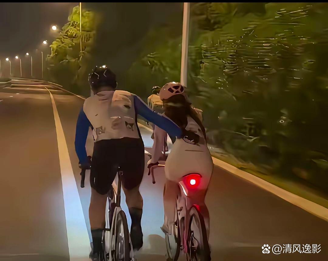 南宁这个瓜很炸裂。已婚两娃男，22天，零成本，把别人准新娘聊跑了。靠的不是钱，是
