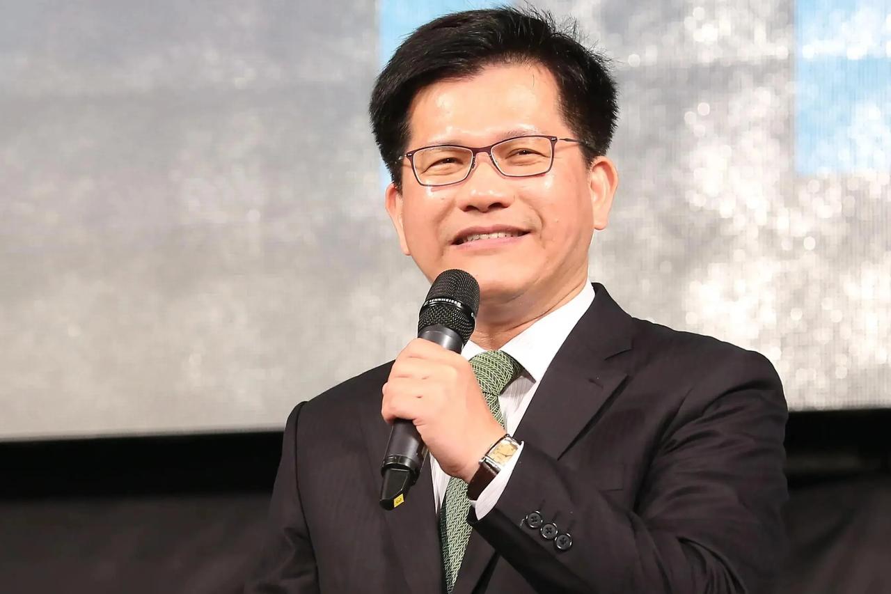 台湾《联合报》9月18日评论指出，民进党当局与当年的国民党当局存在一种雷同的心理