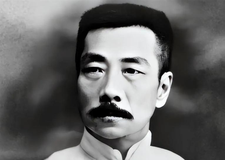 鲁迅确实比较爱喝酒，而且控制不好酒量，喝大了照样会发酒疯。不管是鲁迅自己写的