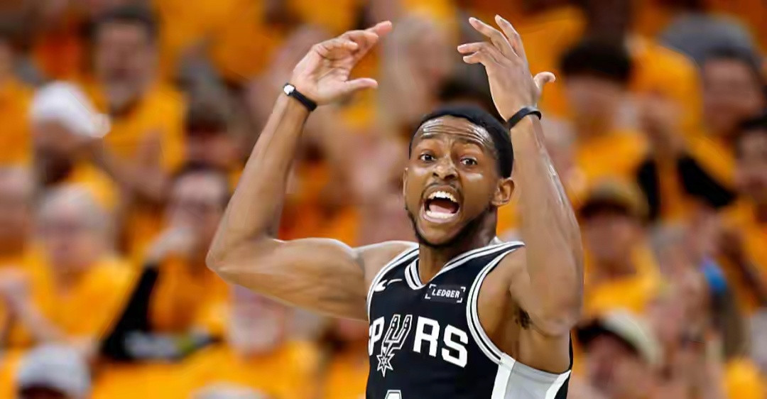 西部高管说马刺未来或交易福克斯据记者SeanDeveney报道，外界普遍推测，