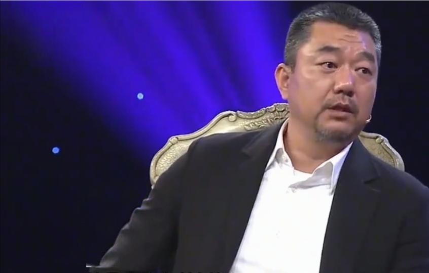 演员董勇说：“我在认识现任太太之前，有过一段失败的婚姻，那段婚姻存续了十年，我觉