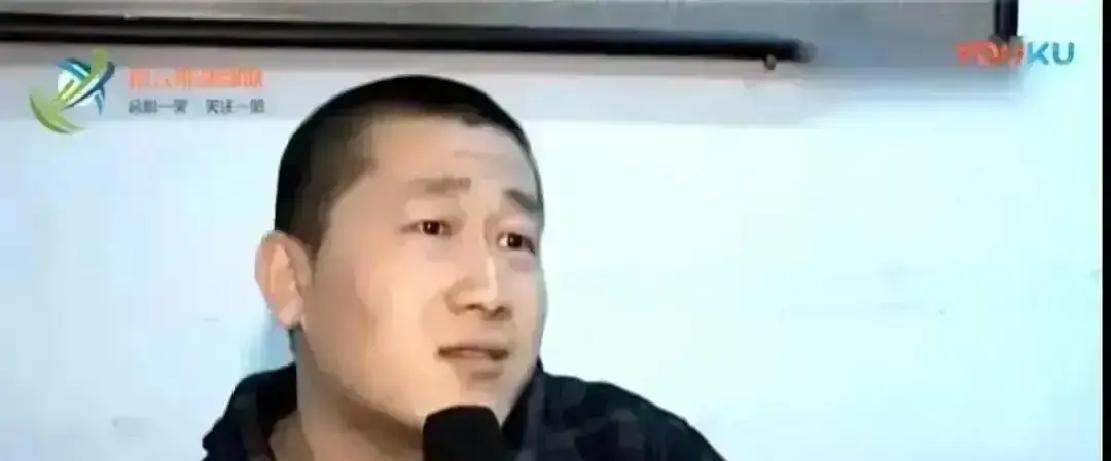 6800万人围观，相声又火了！张鹤伦在济南演出忘词，观众齐喊退票。第二天五