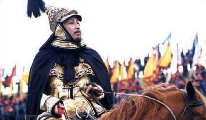 1697年，康熙皇帝率军亲征噶尔丹，三战告捷，大胜而归。这本是论功行赏、君臣同庆