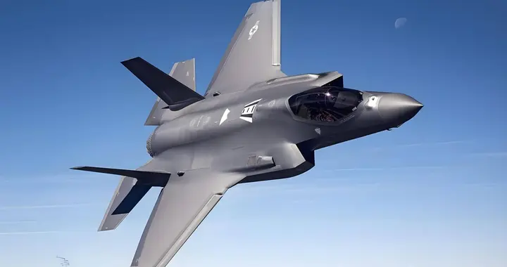 美媒：歼-35碳排放超标？环保议题成舆论新战场