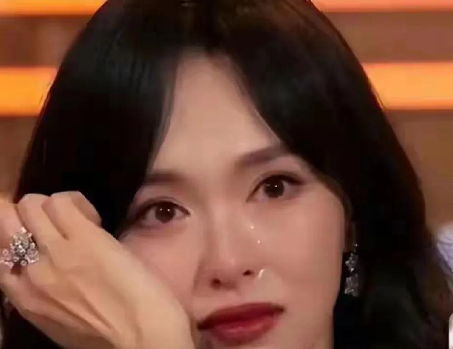 七年婚姻，唐嫣竟似独守空房！罗晋婚后仿佛把家当客栈，女儿出生那两年，唐嫣独自扛下