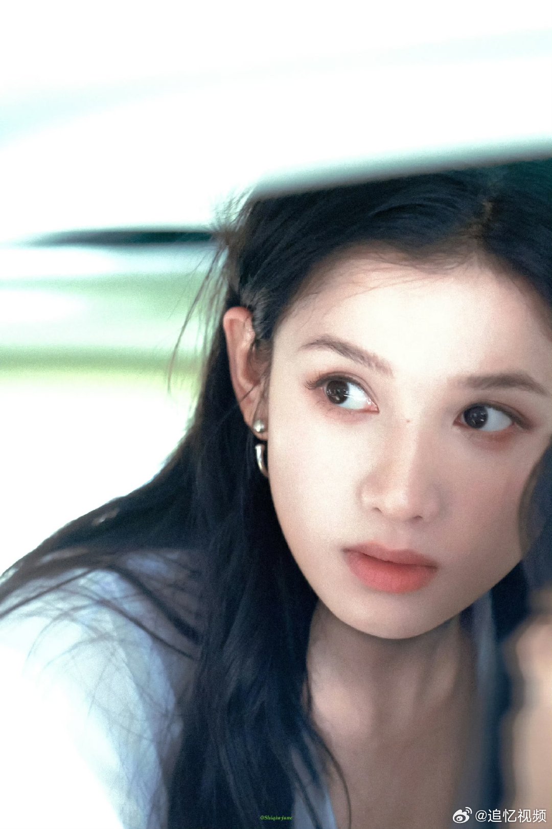 张婧仪这个人再过十年是要当导演的张婧仪被低估了张婧仪最难得的特质就是克制与留白式