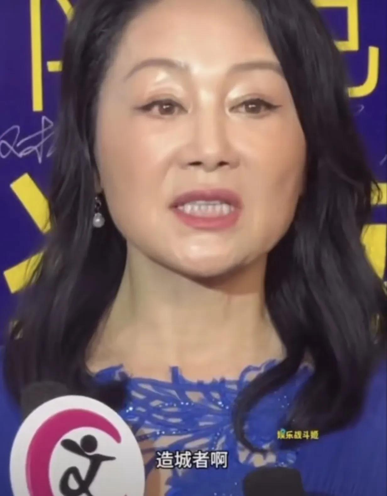 赵丽颖和粉丝看到这个采访一定要气死！王姬最近接受采访，聊到自己刚杀青的戏是造城