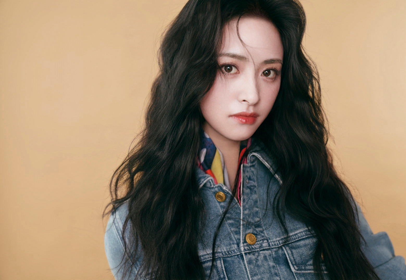 沈月（30）牛仔连衣裙沈月商务​​​
