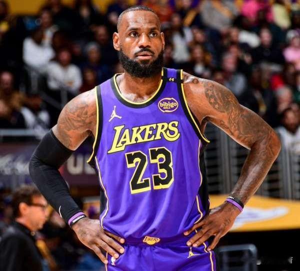蒂格透露詹姆斯早就想离开湖人，根本不在乎浓眉和东契奇交易原NBA球员杰夫-蒂格