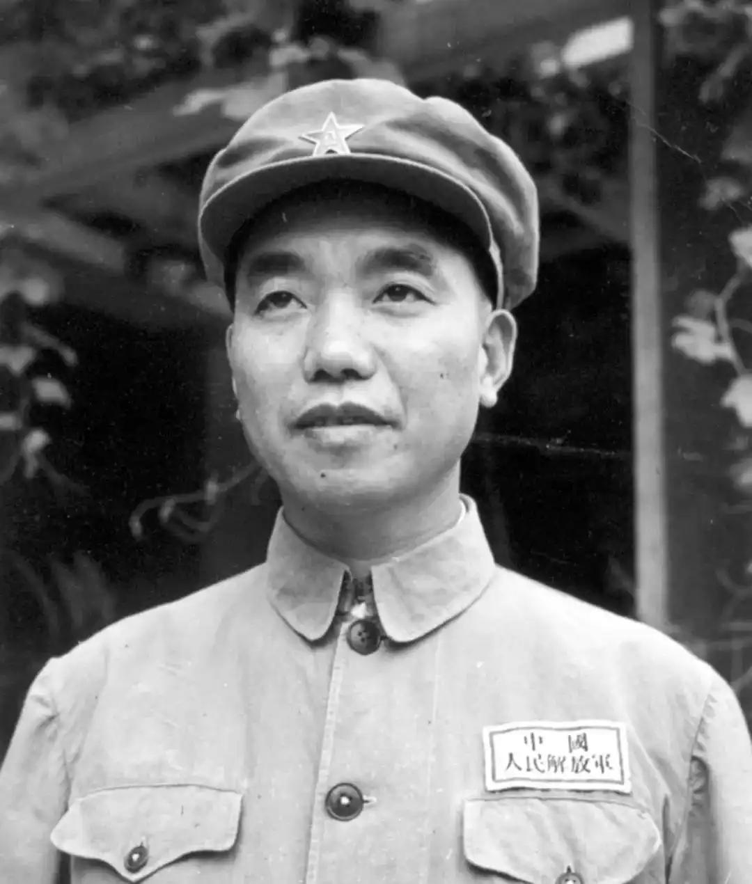 萧克虽然没有被评为大将，但他活了100岁，还看到了北京奥运会，还拿了茅盾文学奖，