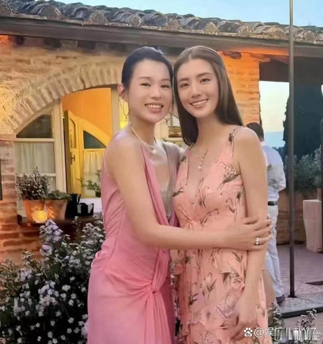 都说胡杏儿本人超美，看了这组照片我终于信了。